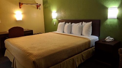 LAX Stadium Inn image 7